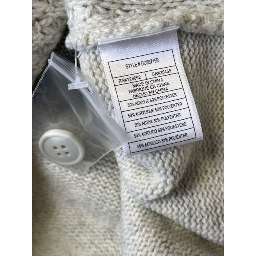 Steve Madden Knit button Cardigan MEDIUM (899) - Picture 3 of 10